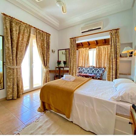 Plaza Corniche Hotel La Marsa Exterior photo